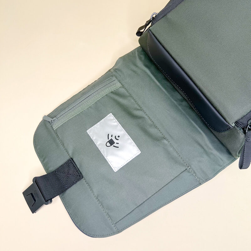 Zaino tecnico impermeabile con chiusura sicura e tasca per laptop 16'' - immagine 6